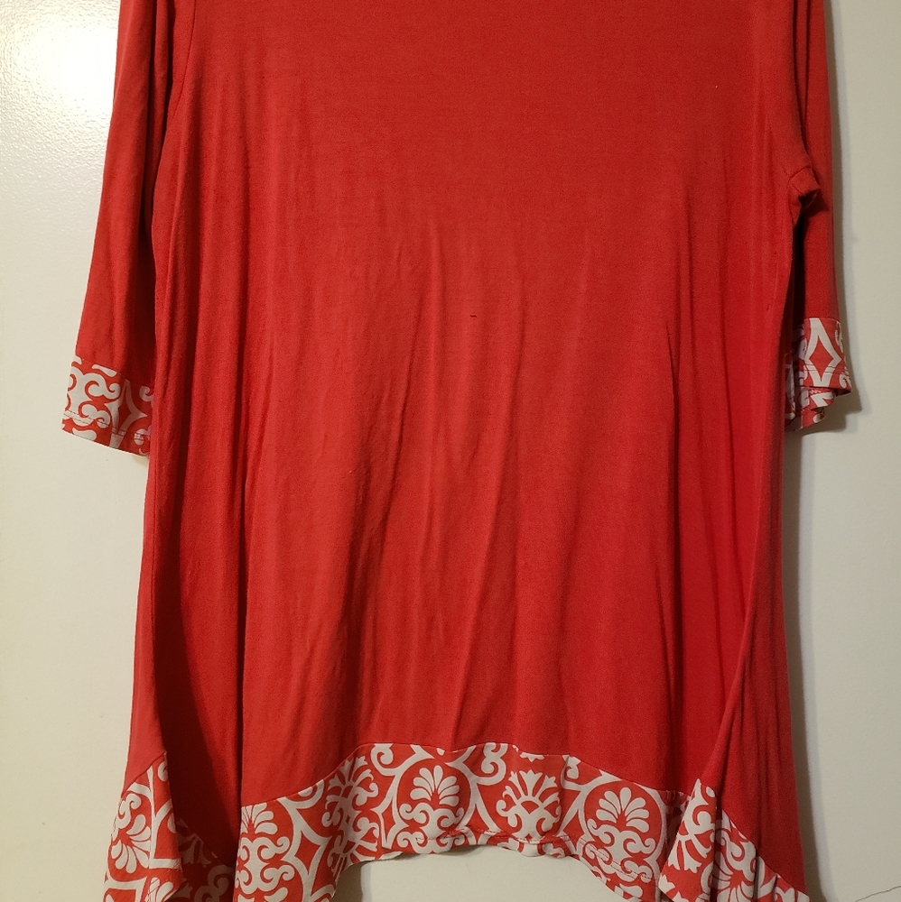 Cute flowy blouse!!